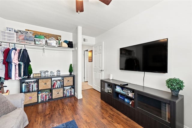 696 Corte Vina, Camarillo, CA 93010 — photo 26 of 61