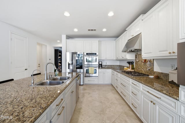 237 Trellis Place, Camarillo, CA 93012 — photo 19 of 74