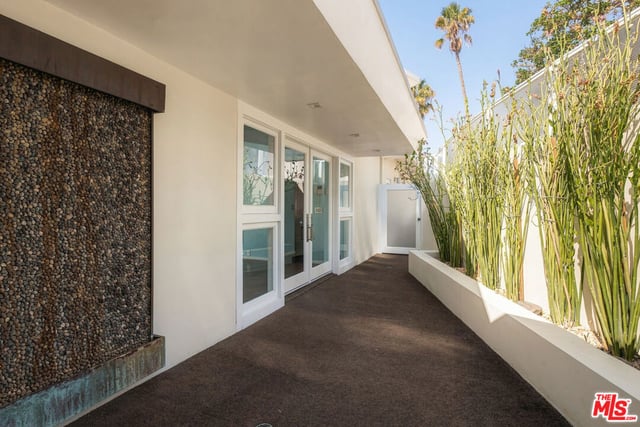 8411 Hollywood Boulevard, Los Angeles, CA 90069 — photo 18 of 21