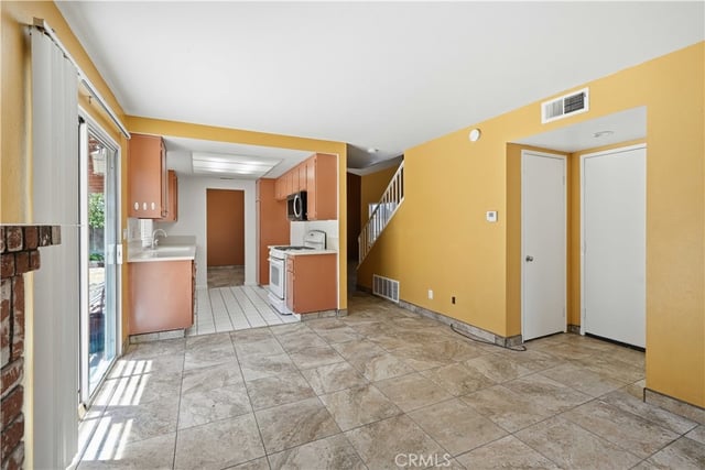 2614 W Newgrove Street, Lancaster, CA 93536 — photo 7 of 17
