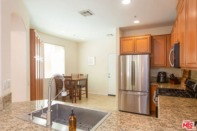 25554 Huxley Drive, Stevenson Ranch, CA 91381 — photo 10 of 50