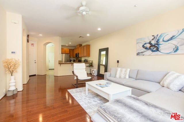 25554 Huxley Drive, Stevenson Ranch, CA 91381 — photo 7 of 50