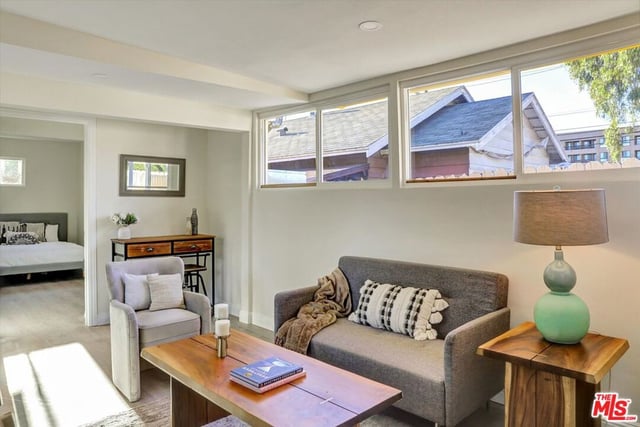 624 W Beach Avenue, Inglewood, CA 90302 — photo 27 of 43