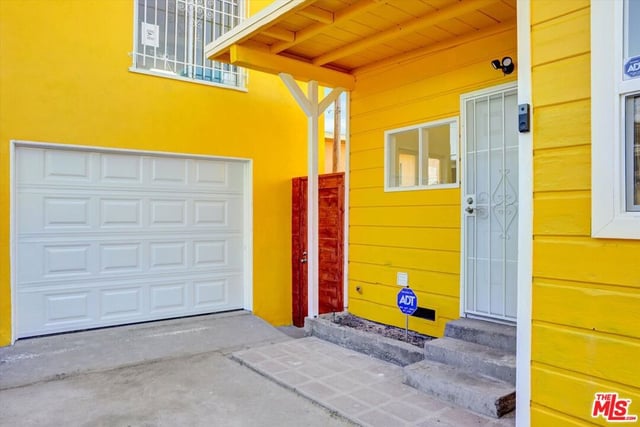 624 W Beach Avenue, Inglewood, CA 90302 — photo 31 of 43