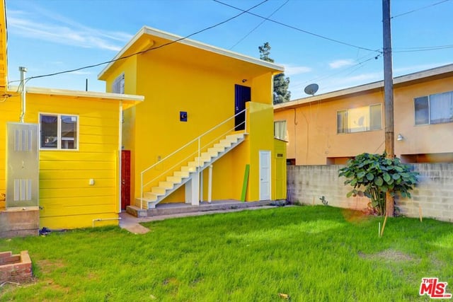 624 W Beach Avenue, Inglewood, CA 90302 — photo 32 of 43