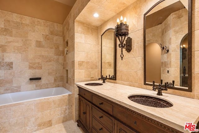 1021 Amberton Lane, Newbury Park, CA 91320 — photo 15 of 23