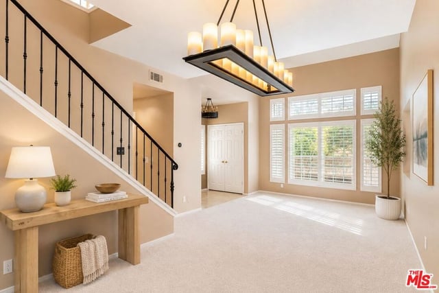 1021 Amberton Lane, Newbury Park, CA 91320 — photo 4 of 23