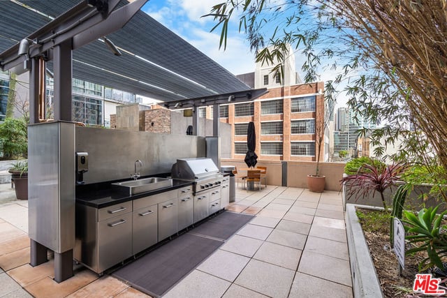 1111 S Grand Avenue PH1, Los Angeles, CA 90015 — photo 20 of 24