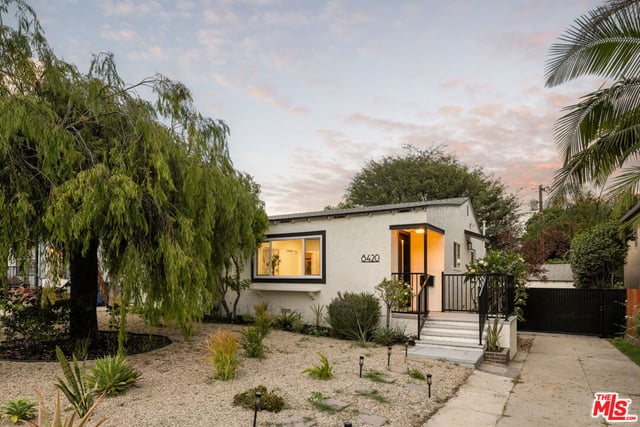 8420 Bleriot Avenue, Los Angeles, CA 90045 — photo 2 of 20