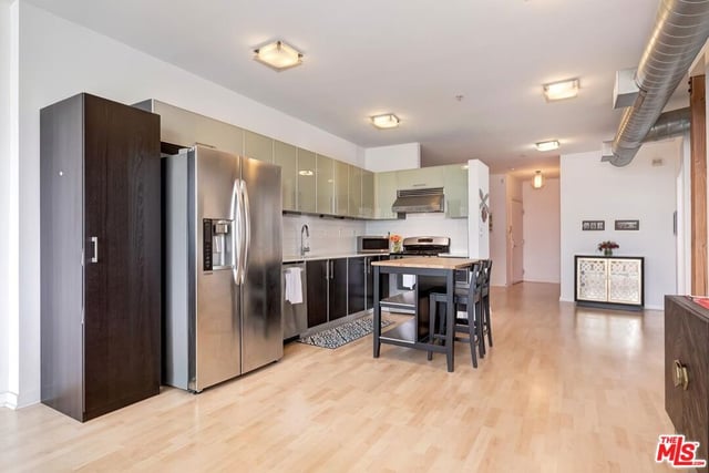 4215 Glencoe Avenue 317, Los Angeles, CA 90292 — photo 11 of 31