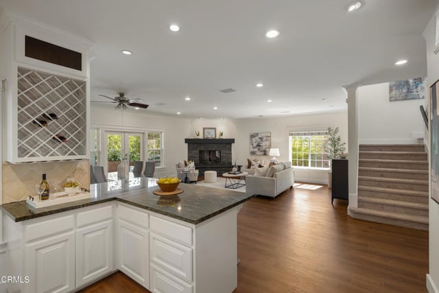 10128 Golden Oaks Avenue, Los Angeles, CA 91042 — photo 12 of 62