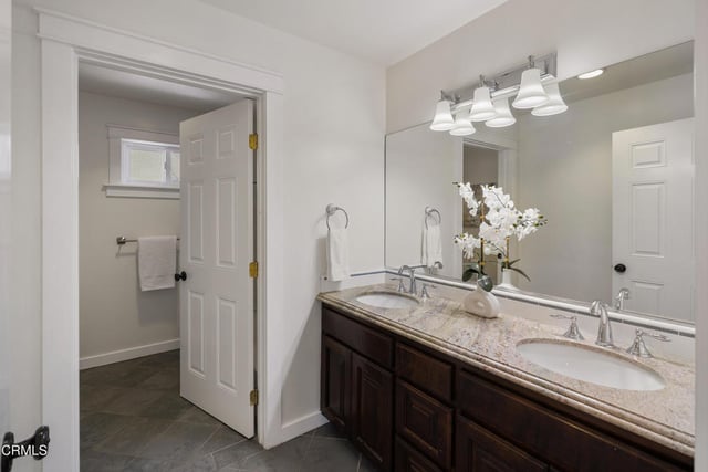 10128 Golden Oaks Avenue, Los Angeles, CA 91042 — photo 36 of 62