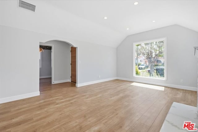 1135 W 81st Place, Los Angeles, CA 90044 — photo 13 of 45