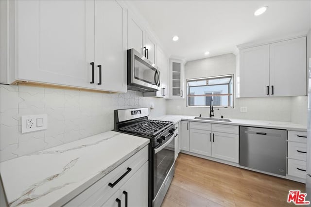 1135 W 81st Place, Los Angeles, CA 90044 — photo 28 of 45