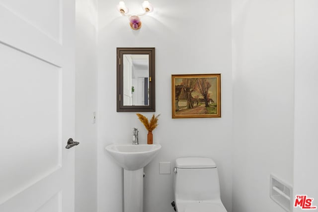 1414 N Harper Avenue 10, Los Angeles, CA 90046 — photo 13 of 31
