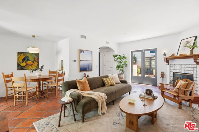 1414 N Harper Avenue 10, Los Angeles, CA 90046 — photo 6 of 31