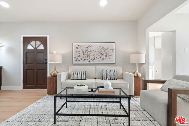 6015 Keniston Avenue, Los Angeles, CA 90043 — photo 7 of 40