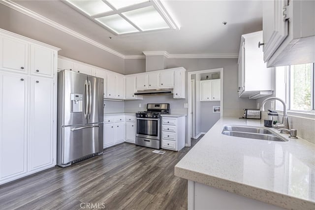 510 E Soledad Pass, Palmdale, CA 93550 — photo 10 of 75