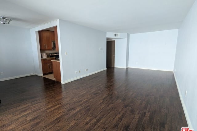 5412 Lindley Avenue 218, Encino, CA 91316 — photo 23 of 25