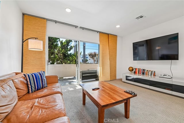 3754 Sawtelle Boulevard, Los Angeles, CA 90066 — photo 17 of 48