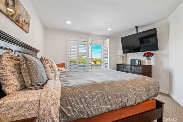 3754 Sawtelle Boulevard, Los Angeles, CA 90066 — photo 27 of 48
