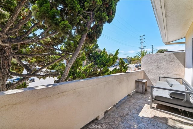 3754 Sawtelle Boulevard, Los Angeles, CA 90066 — photo 39 of 48