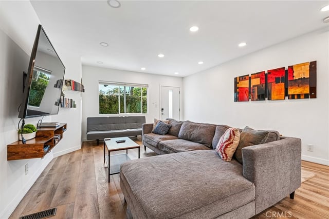 3754 Sawtelle Boulevard, Los Angeles, CA 90066 — photo 4 of 48