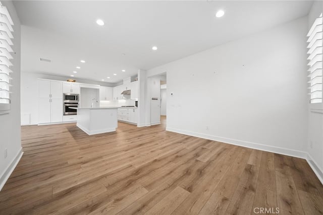 164 S Nevada Avenue, Ventura, CA 93004 — photo 10 of 43