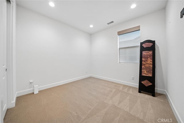 164 S Nevada Avenue, Ventura, CA 93004 — photo 25 of 43