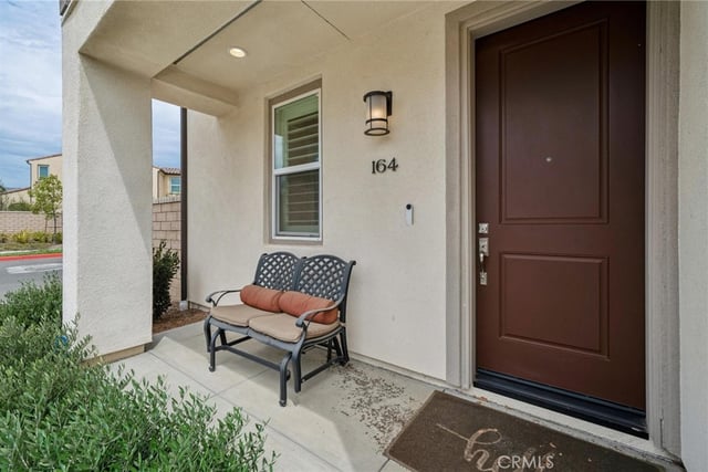 164 S Nevada Avenue, Ventura, CA 93004 — photo 4 of 43