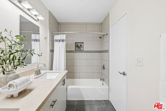 5600 Kensington Way 105, Culver City, CA 90230 — photo 17 of 30