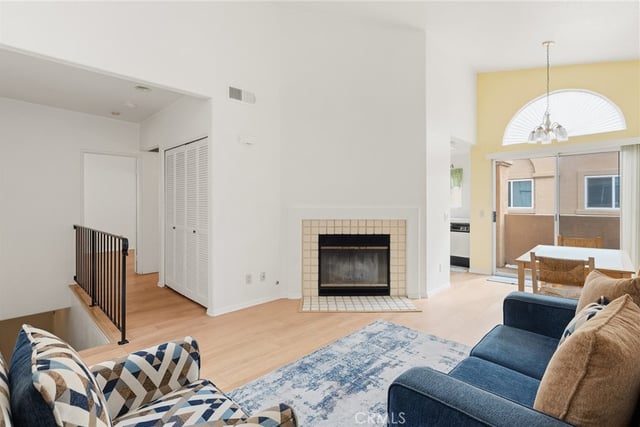18852 Vista Del Canon F, Newhall, CA 91321 — photo 8 of 43