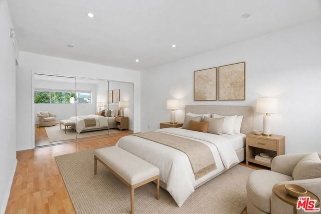 423 S Rexford Drive 305, Beverly Hills, CA 90212 — photo 12 of 19