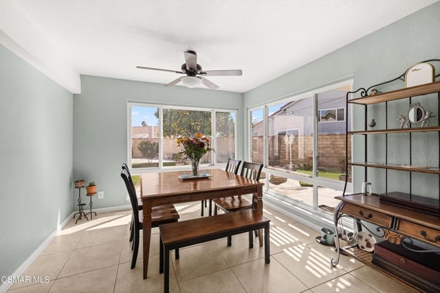 2827 Tiffaney Lane, Simi Valley, CA 93063 — photo 10 of 33
