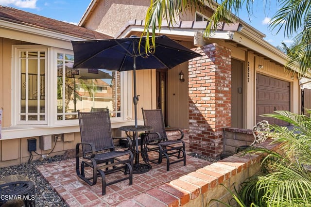 2827 Tiffaney Lane, Simi Valley, CA 93063 — photo 3 of 33