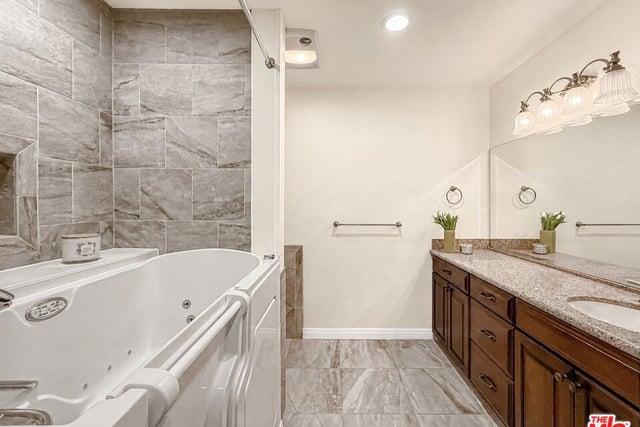 20151 Village 20, Camarillo, CA 93012 — photo 19 of 43