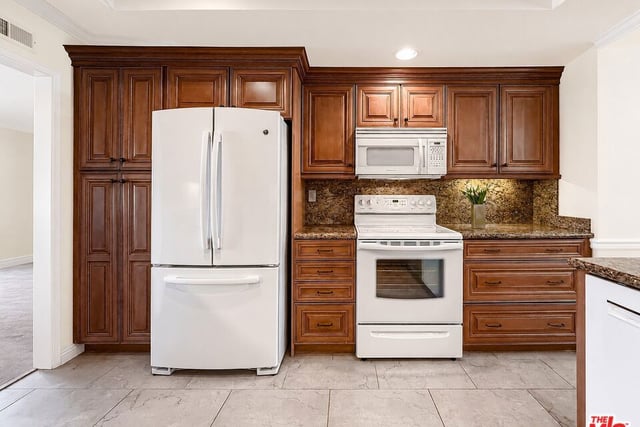 20151 Village 20, Camarillo, CA 93012 — photo 23 of 43
