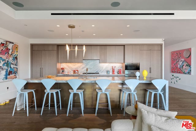 8420 W Sunset Boulevard 504, West Hollywood, CA 90069 — photo 11 of 48