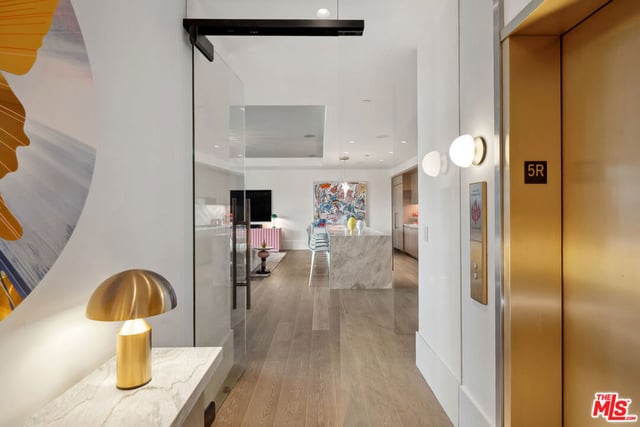 8420 W Sunset Boulevard 504, West Hollywood, CA 90069 — photo 4 of 48