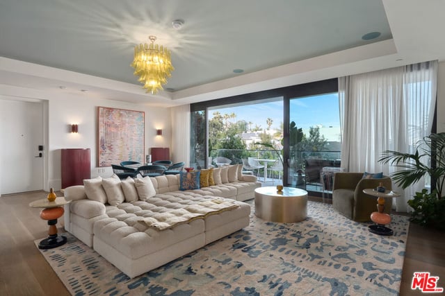 8420 W Sunset Boulevard 504, West Hollywood, CA 90069 — photo 8 of 48