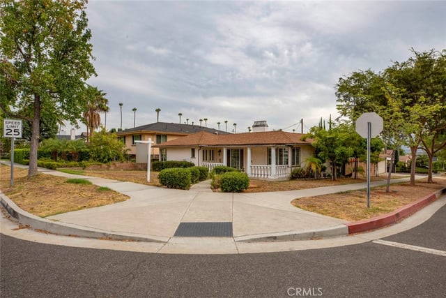 1954 Bel Aire, Glendale, CA 91201 — photo 32 of 33