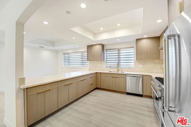 927 S Wooster Street 2, Los Angeles, CA 90035 — photo 12 of 33