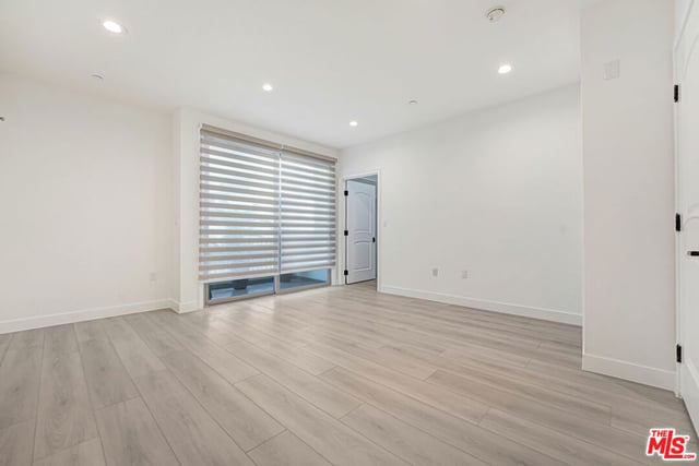 927 S Wooster Street 2, Los Angeles, CA 90035 — photo 19 of 33