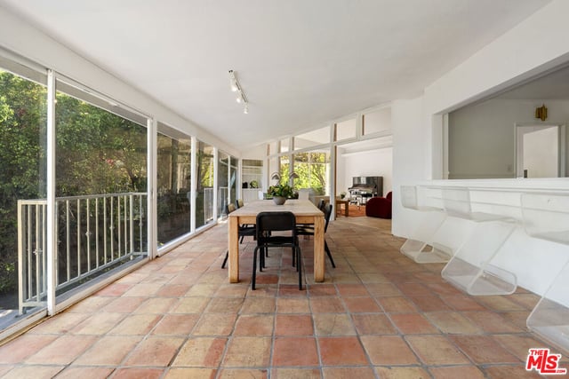 8494 Carlton Way, Los Angeles, CA 90069 — photo 10 of 19