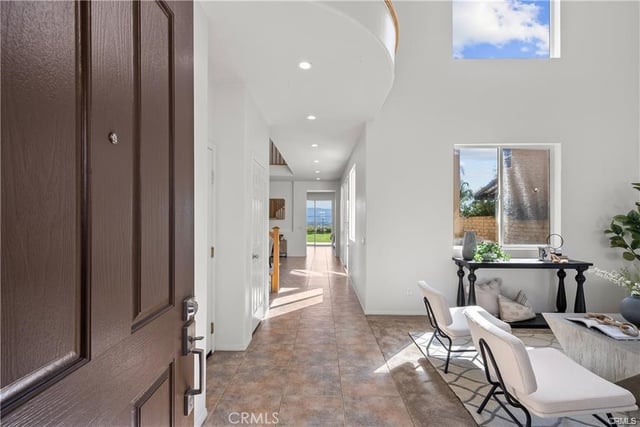 29052 Madrid Place, Castaic, CA 91384 — photo 4 of 62