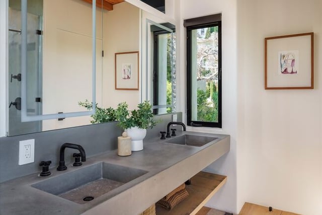 2165 Ponet Drive, Los Angeles, CA 90068 — photo 23 of 55
