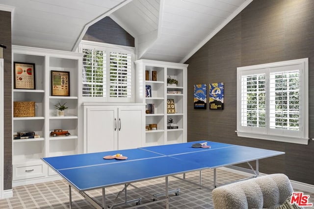 15938 Valley Vista Boulevard, Encino, CA 91436 — photo 33 of 51