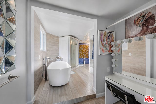 2189 Sunset Plaza Drive, Los Angeles, CA 90069 — photo 42 of 75