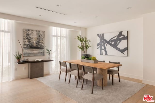 425 N Palm Drive 402, Beverly Hills, CA 90210 — photo 8 of 37