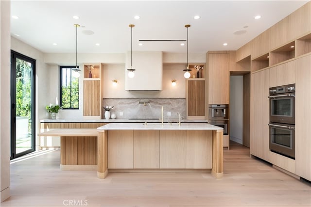 16749 Addison Street, Encino, CA 91436 — photo 4 of 52